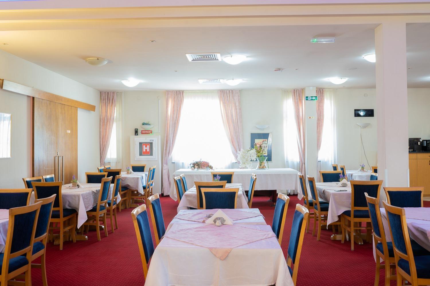 Iris Hotel Bors المظهر الخارجي الصورة