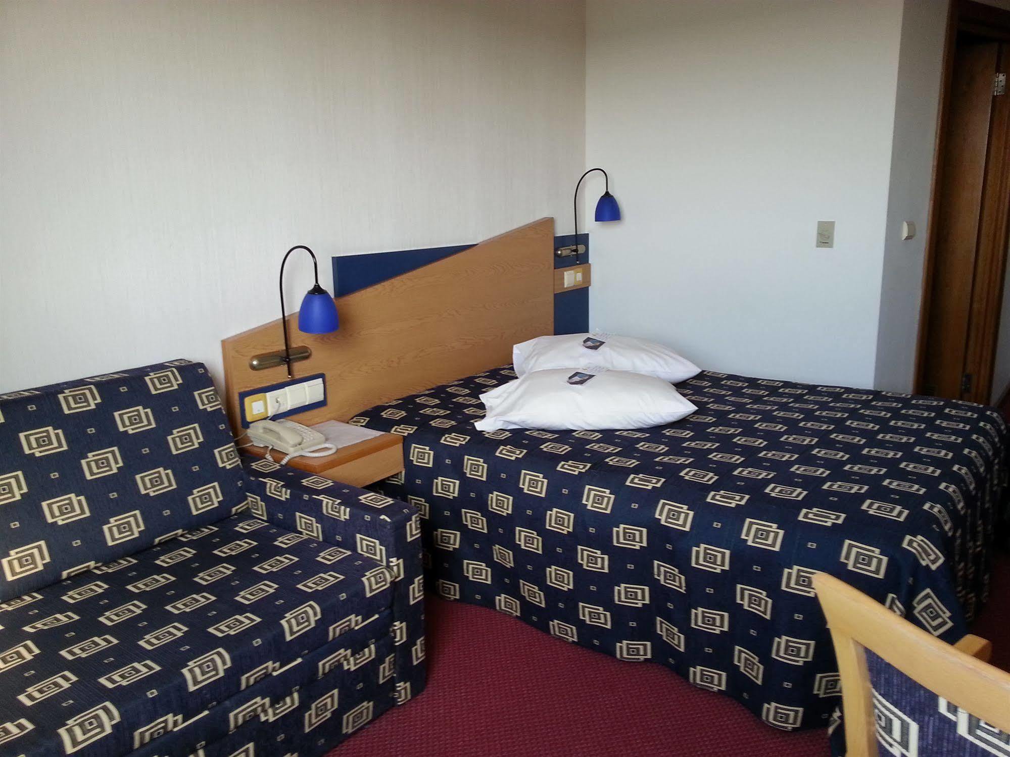 Iris Hotel Bors المظهر الخارجي الصورة