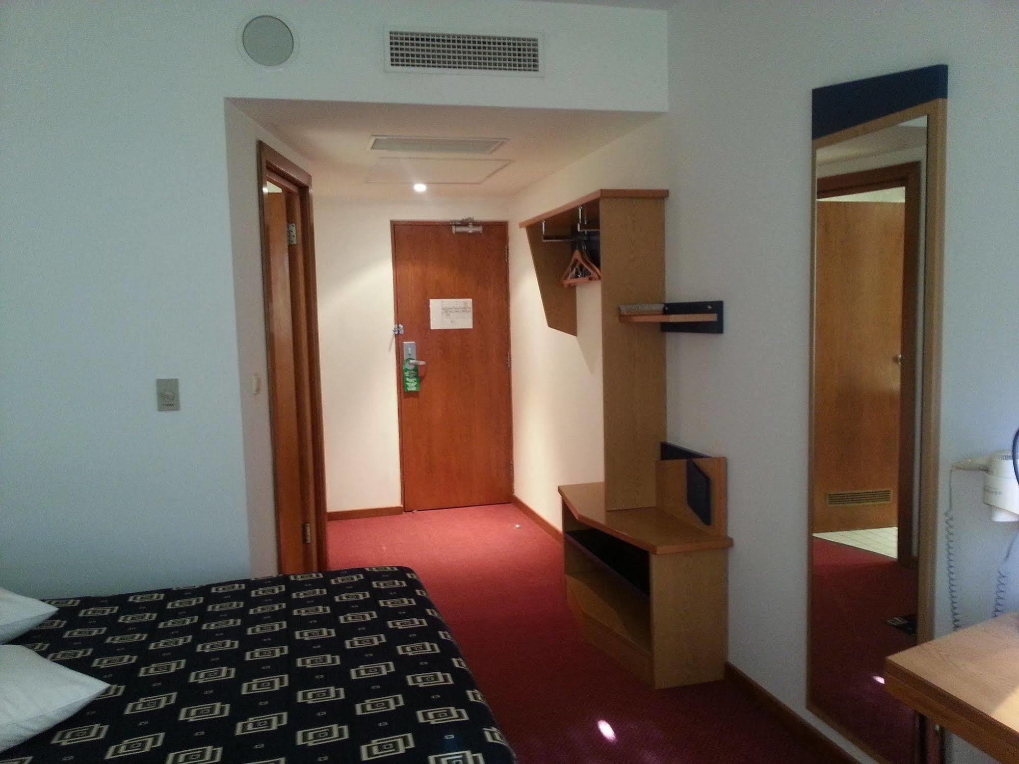 Iris Hotel Bors المظهر الخارجي الصورة