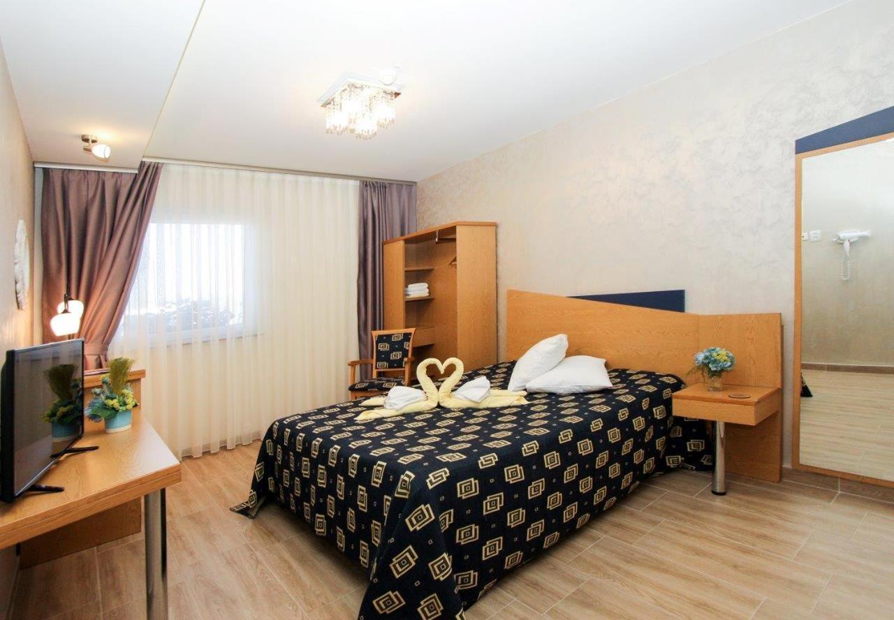 Iris Hotel Bors المظهر الخارجي الصورة